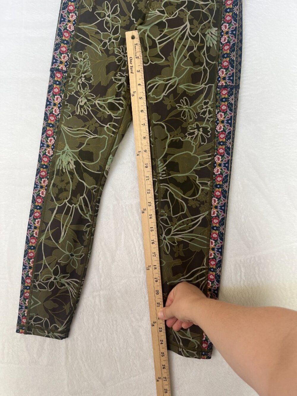 Johnny Was Hirz Camo Floral High Waist Ribbed Waistband Legging Activewear sz S - Picture 7 of 8